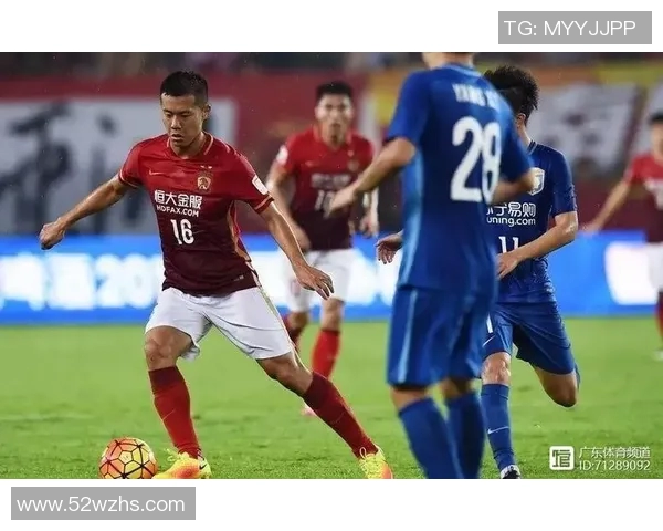 恒大与大阪钢巴下半场精彩对决回顾与分析 恒大与大阪钢巴下半场精彩对决回顾与分析