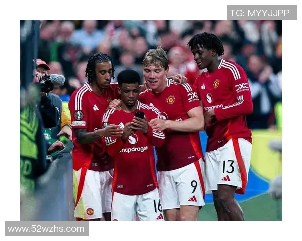 曼联迎战罗欺托夫欧联杯激战一触即发球迷期待精彩对决 曼联迎战罗欺托夫欧联杯激战一触即发球迷期待精彩对决