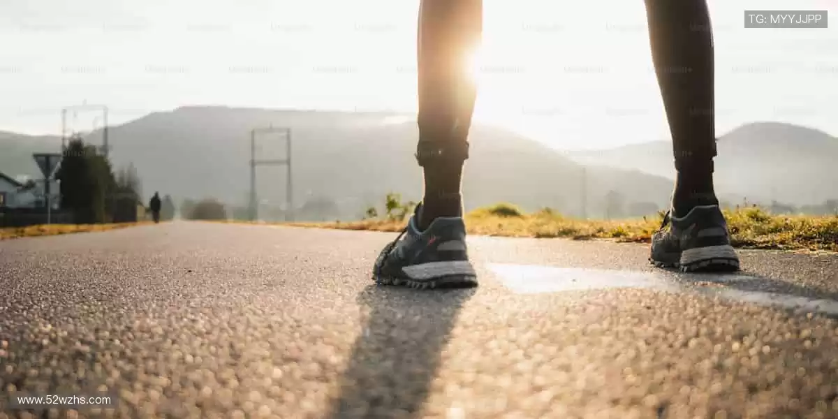 👟限量发售，做最 in 的运动达人！✨